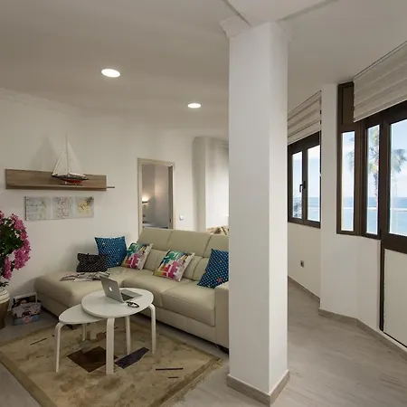 Marlenghi Beach View Apartment